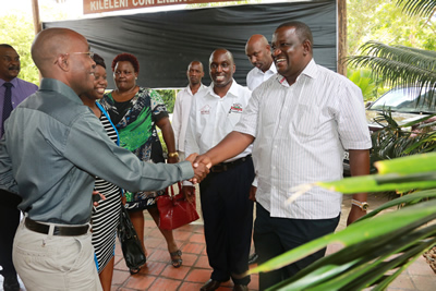 Kwale county governor Salim Mvurya (Left) meet some of the tourism stakeholders in the coast at the launch of MKTE venue. He hailed KTB for choosing the county saying the event has raised the profile of Diani to a higher level.